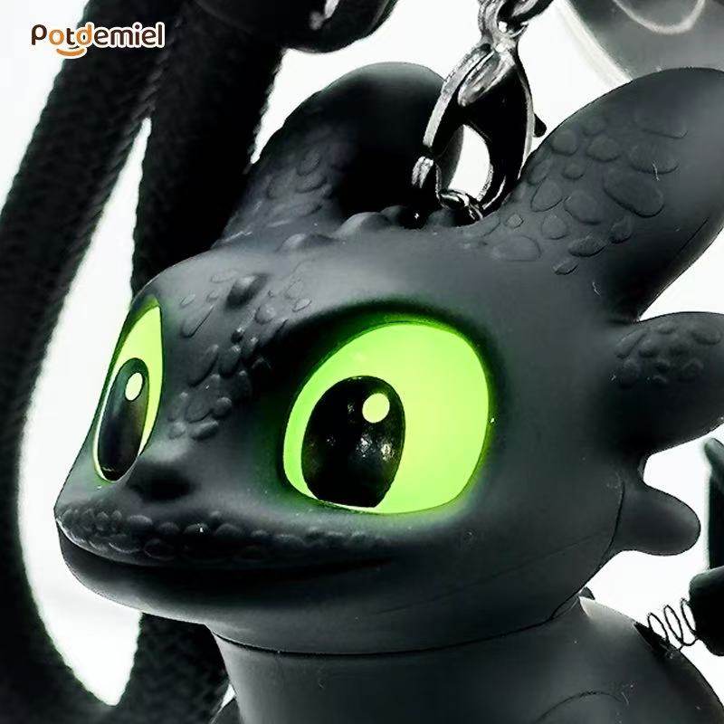 Genuine Cute Glowing Toothless - Tech Car Accessories 评论和价格